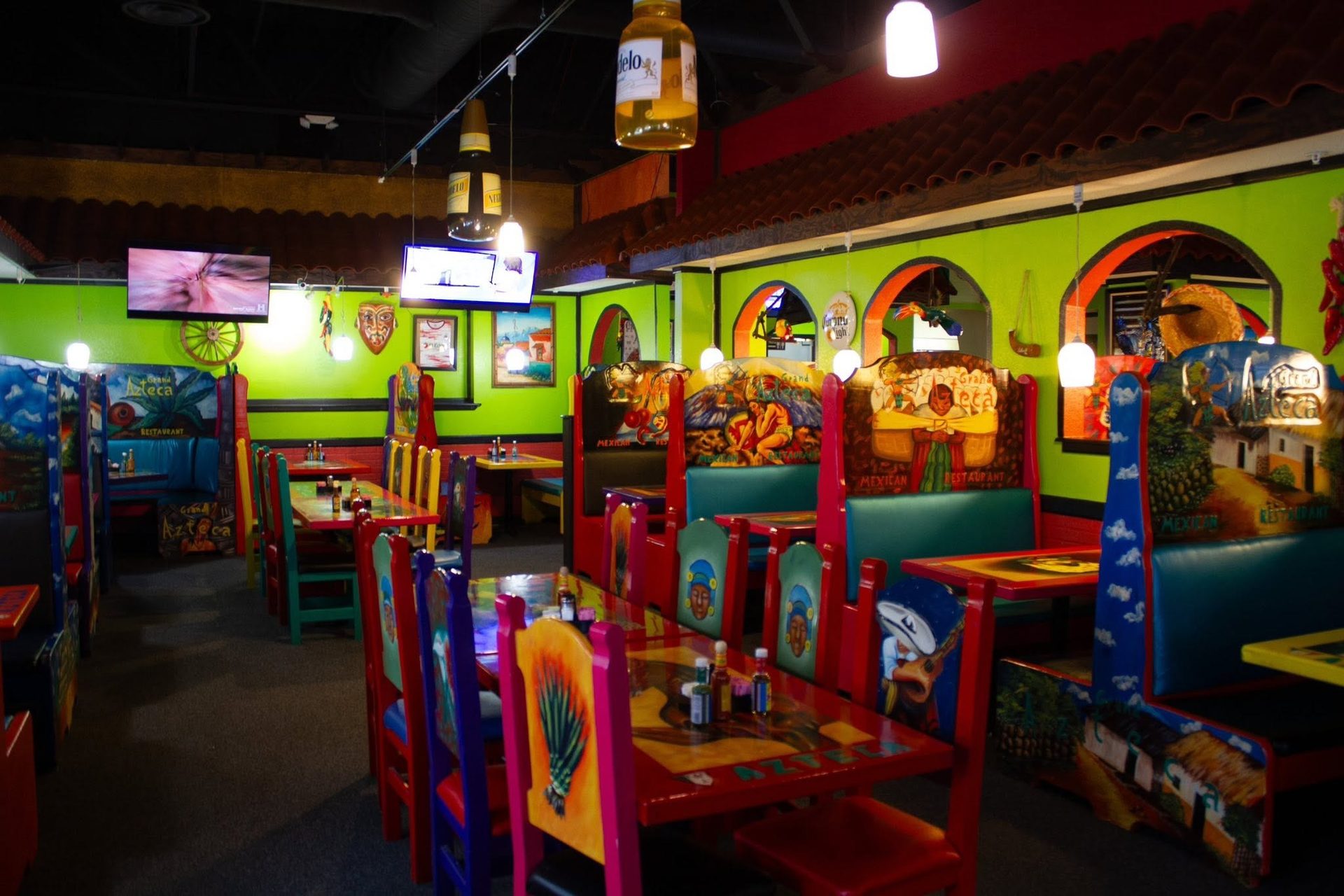 Find a Grand Azteca near you